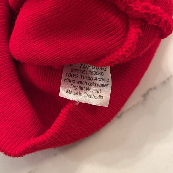 Gator baseball Red Mens Beanie - Picture 2 of 2